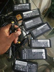 Chargeur de l'ordinateur 
